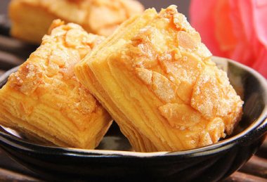 半岛官方app下载
检定坚果饼干的色差 